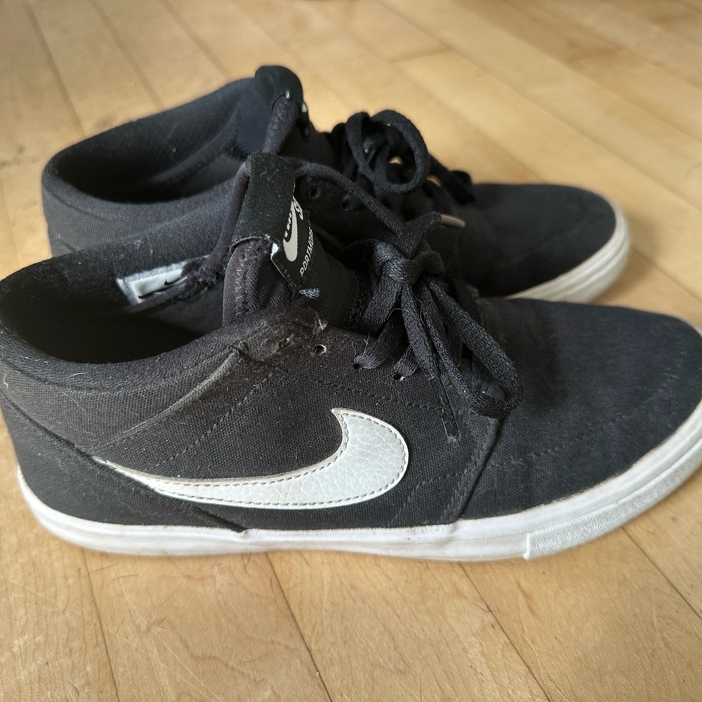 Nike Black Canvas Sneakers with White Swoosh